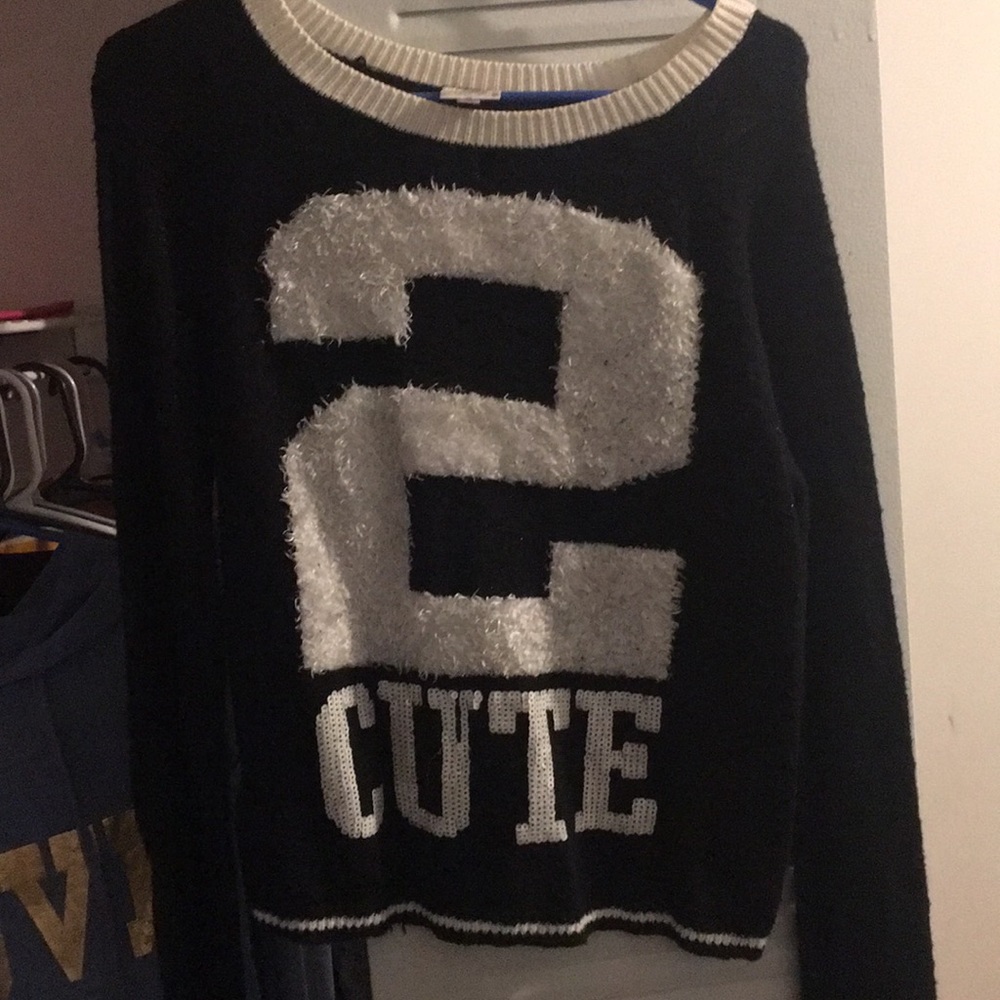 Black with white fur sweater